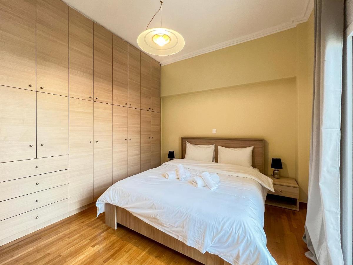 Chiou Spacious 90Sqm Apt In Athens Exterior photo